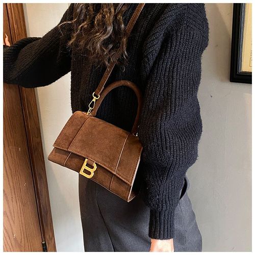 High-quality textured bag, matte finish, versatile single-shoulder, cross-body, and hand-held hourglass-shaped women's bag.