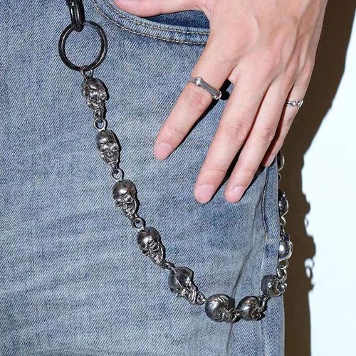 Skull head jeans chain, hip-hop style, punk dark skull waist chain, cool and stylish accessory for both men and women.
