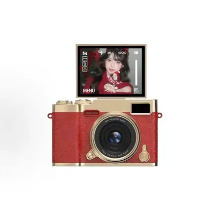 Brand new, hot-selling flip-screen CCD high-resolution retro CCD digital camera, equipped with 8GB of memory.