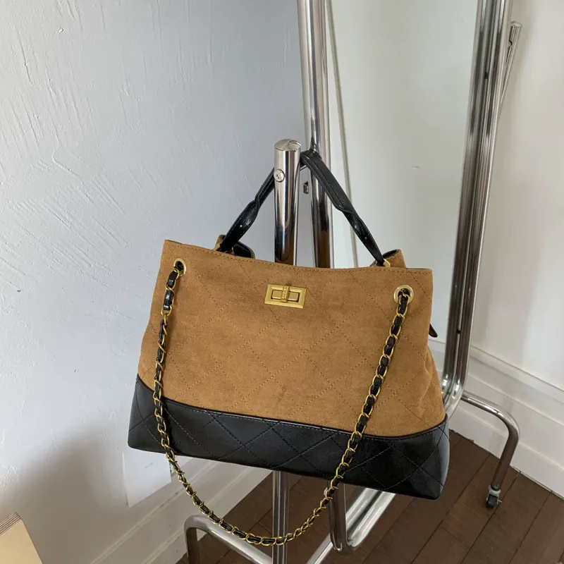 High-end retro bag for women 2025 new fashion all-match diamond chain shoulder bag crossbody bucket bag