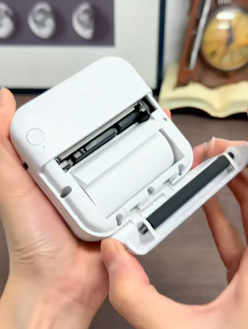 Portable Mini Printer Wirelessly Connected to Mobile Phones Small Home Self-Adhesive Label Photo Printer,