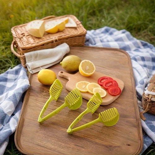 Multifunctional vegetable and egg slicer