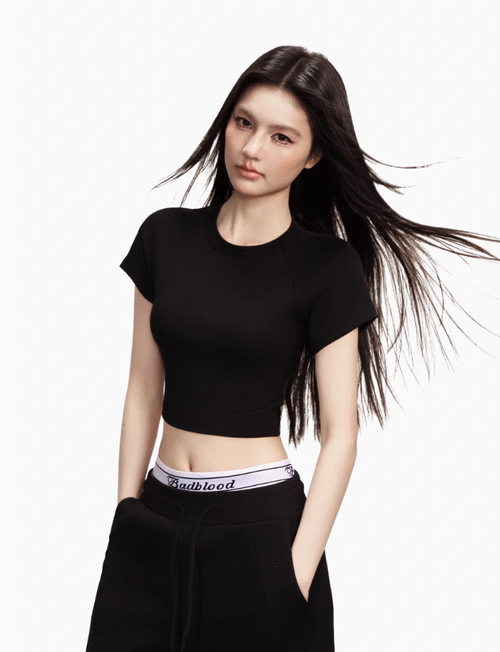 美式黑色正肩短袖t恤女夏季2025新款修身高腰辣妹短款小飛袖上衣