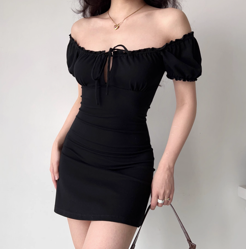 Go Girl Go 自製美式復古胸前鏤空繫帶泡泡袖黑色連衣裙女A字短裙