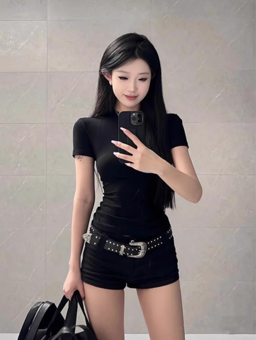 網紅部落客辣妹緊身牛仔短褲女夏季顯瘦黑色美式熱褲性感低腰超短褲