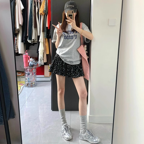 黑色碎花短裙女夏季2025新款高腰a字顯瘦半身裙芭蕾風波點蛋糕裙