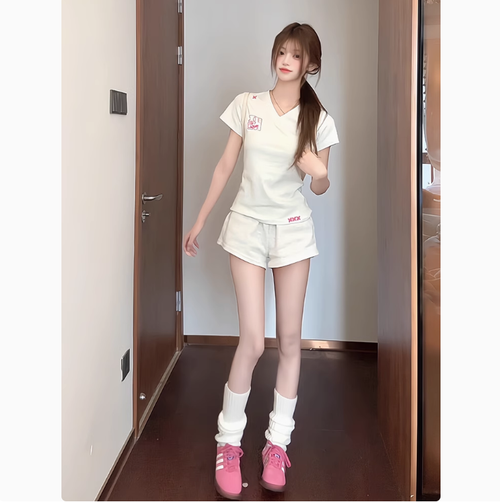 韓系少女感休閒運動服套裝女夏季穿搭甜美修身顯瘦短袖短褲兩件套