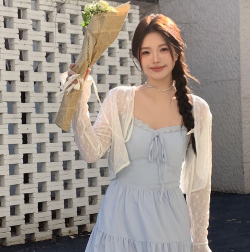 張大人淺春系穿搭大碼女裝胖mm顯瘦連衣裙法式溫柔風baby藍吊帶裙