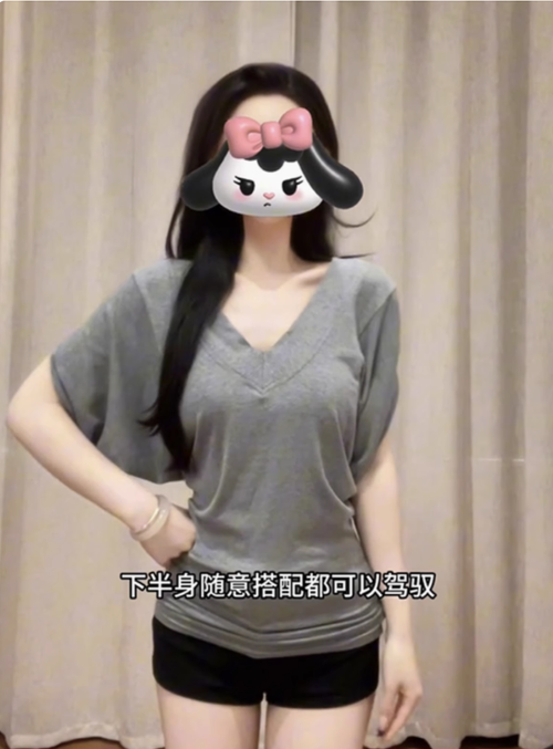 蝙蝠袖灰色v領薄款短袖t恤女修身顯瘦正肩夏季設計感短款純棉上衣
