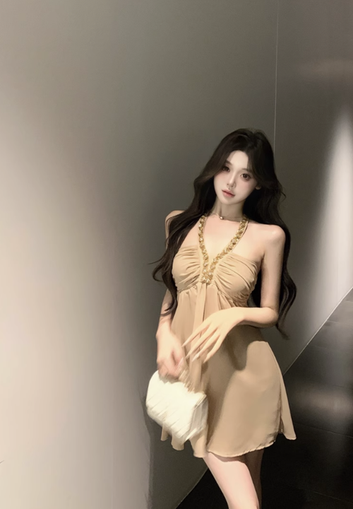 重工水鑽掛脖連衣裙女夏季法式御姐風裙子復古氣質藏藍色a字短裙