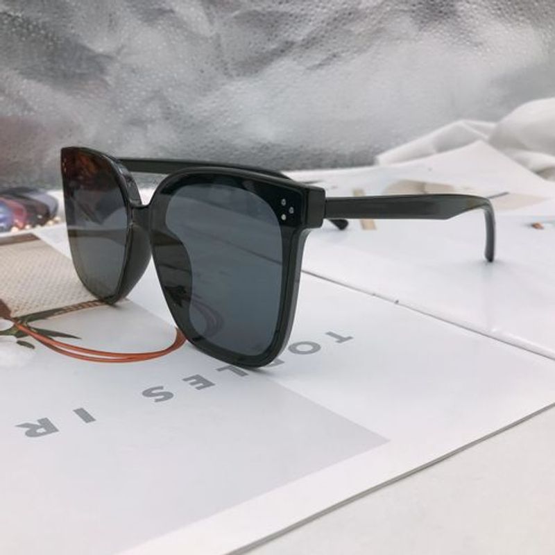 Uv400 Classic Dark Men And Women Sunglasses