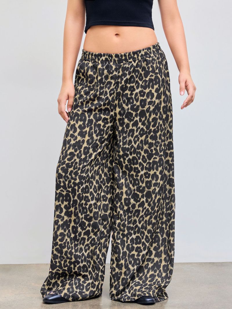 Mid Rise Elastic Waist Leopard Wide Leg Trousers