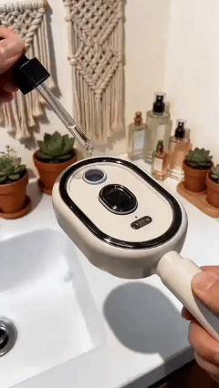 2026 Upgrade Electric Spray Air Cushion Massage Comb, 5-in-1 Self-Cleaning Steam Brush for Hair, Anti-Tangle Gloss Detangling Air Cushion Brush for Dry Frizzy Long Short Women Hair