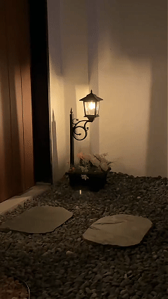 2-in-1 Planter + Light Solar Lamp Post, Outdoor Waterproof Solar Garden Lights, Auto-On Sensor, IP44 Rating Handles Outdoor Weather, Mounts on Wall-Spikes-Flat Surfaces, Bulb-Swap Compatible, Christmas Decor with Drain Hole,home decor