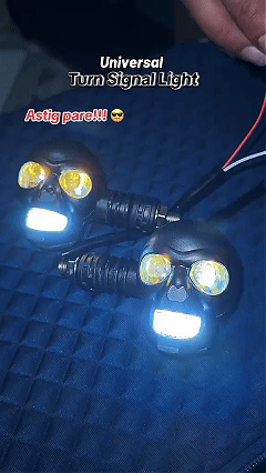 2PCS LED Motorcycle Turn Signal Light, Waterproof Skull Head Warning Light Decoration, 10 mm Screw Blinkers Indicator Replacement part (White for Constant On, Yellow for Turning）
