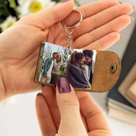 Custom Couple Photo Keychain – Mini Leather Memory Album for Him & Her