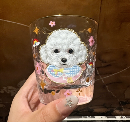 Pet-themed painted mugs - Personalized mugs designed just for you.