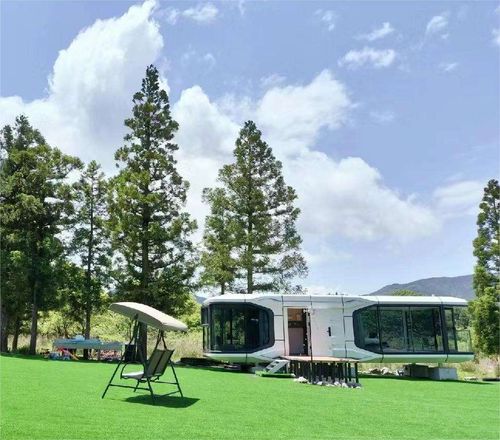 Luxury Customized Modular-Designed Outdoor Hotel Prefabricated Houses: Comfortable Cabins for Living and Working Activities