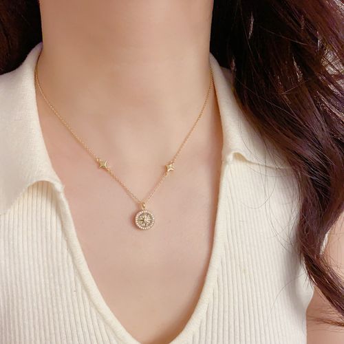 ✨ French Light Luxury Micro-Pave Zircon Star Necklace – Elegant Clavicle Chain That Shines All Day