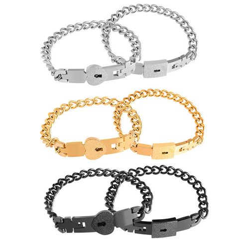Stainless steel couple love lock, heart lock bracelet set, a pair of heart interlocking bracelets