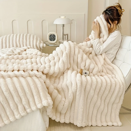 Fluffy and cozy blanket