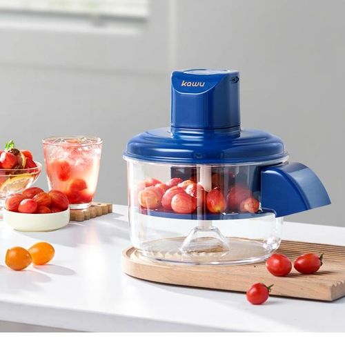 Electric fruit peeler