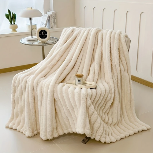 Fluffy and cozy blanket