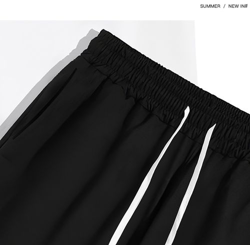 Disinfect and clean all your jewelry and accessories in just 5 seconds with the Ultrasonic Cleaning Machine, ensuring health protection and durability for your products