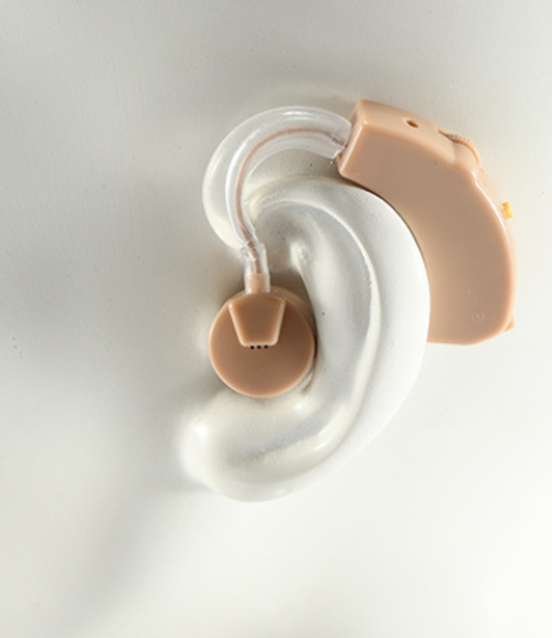 Senior Hearing Solution: Battery-Operated BTE Sound Amplifier - No Charging Needed, Simple Setup for Immediate Use with Hearing Impairment & Deafness