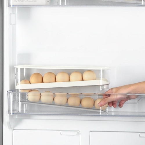 No more worrying about eggs rolling around! Recommended super easy-to-use refrigerator egg storage box