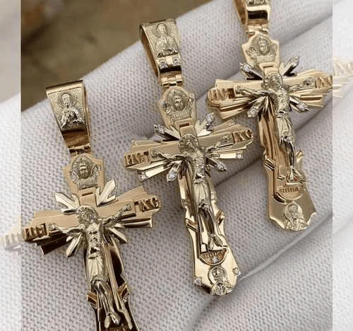 Consecration of the Holy Jesus Pendant