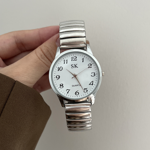 Digital spring steel quartz watch