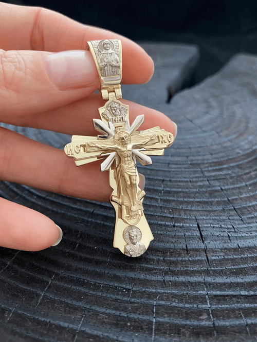 Consecration of the Holy Jesus Pendant
