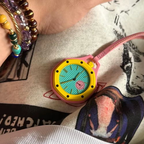 2026 New Fashion Collaboration Pocket Watch – Stylish Quartz Wristwatch, Waterproof, Leather Strap, Pendant Hanging Watch
