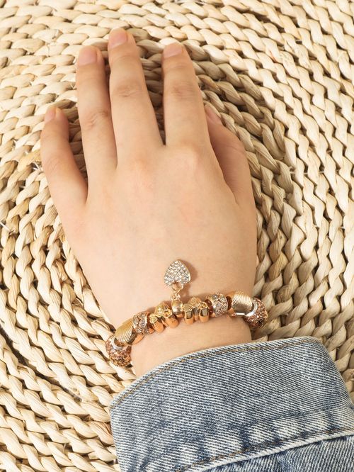 Gold versatile fashion metal bracelet