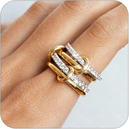Fashionable and popular interlocking diamond zircon ring with multiple elements