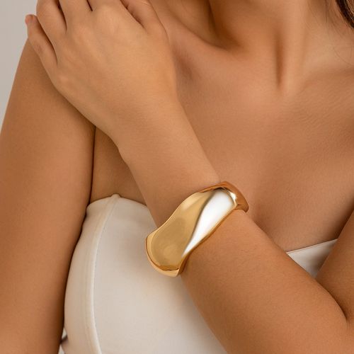 Exaggerated designer wide bangle bracelet for women fashionable chunky cuff bracelet