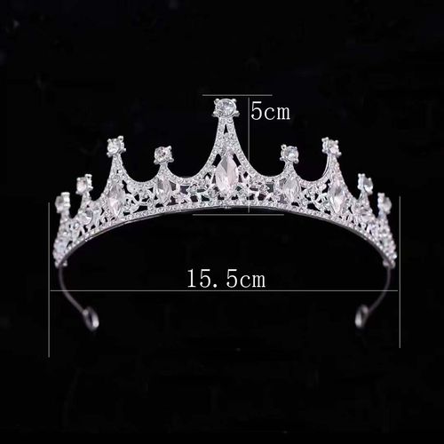 Girls' high-end clothing paired with crowns