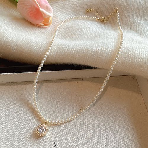 Retro pearl zirconia necklace