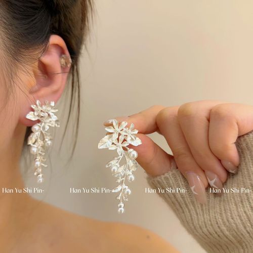 New fashionable matte silver pearl flower earrings