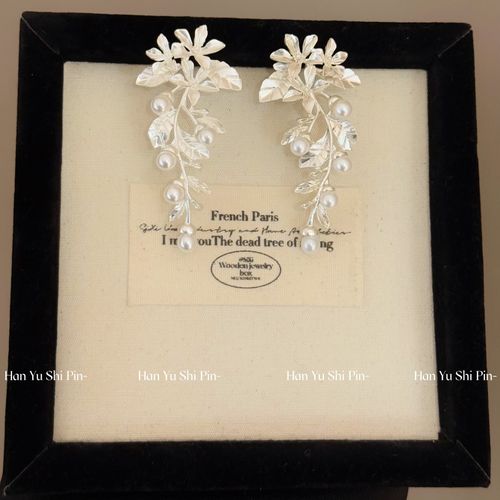 New fashionable matte silver pearl flower earrings
