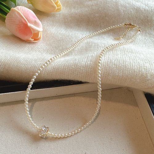 Retro pearl zirconia necklace