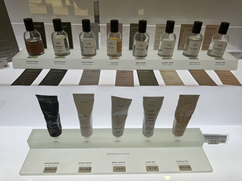 韓國小眾品牌LOE香水白襯衫桃子與茶新陽光微風酸橙松木玫瑰刻字