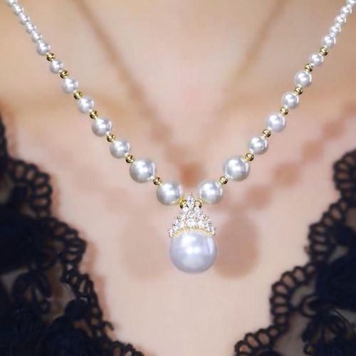 Purple Crown Imitation Pearl Necklace Senior Sense Autumn and Winter New Purple Gas East Clavicle Chain Pearl Necklace