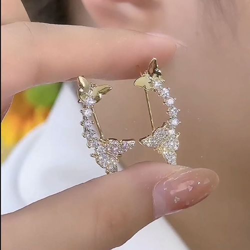 Niche design, exquisite and gentle, versatile Zircon butterfly ear stud earrings, unique and high-end, fashionable ear stud earrings for women