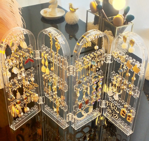 Folding transparent acrylic earring rack, women's 4-door folding necklace display rack, clothes hanger, accessory storage device