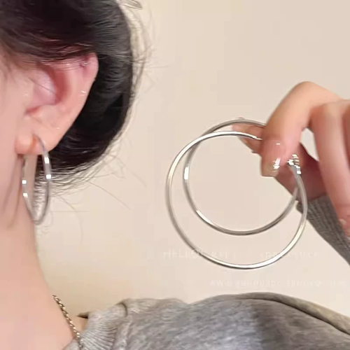 Plain hoop earrings women's light luxury niche temperament high-end earrings 925 silver needle earrings (7cm max)