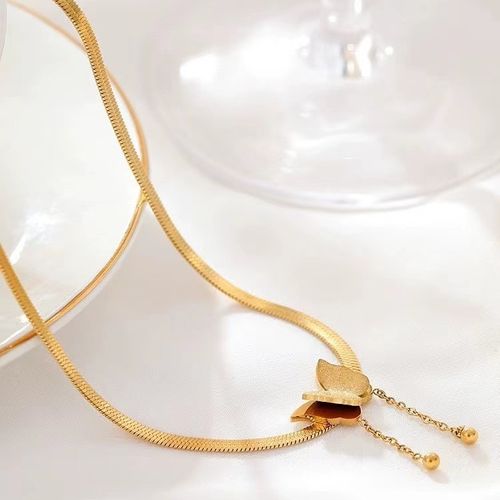 Frosted butterfly tassel titanium steel necklace for women, high-end, versatile, temperament, non-fade blade chain jewelry