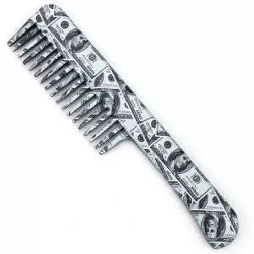 Where Grace Meets the Grit Comb