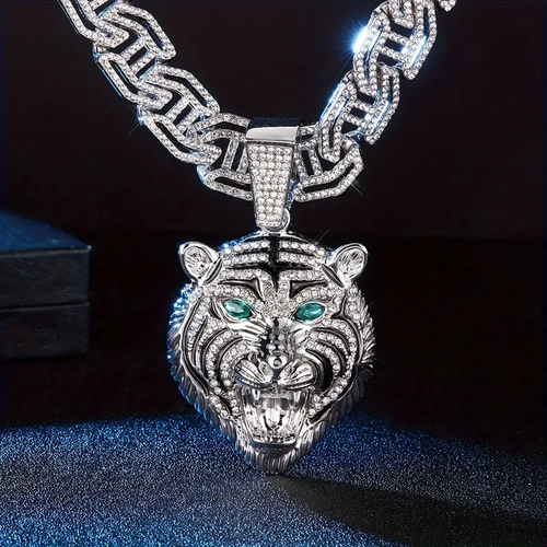 Full of diamond tiger pendants niche Cuban necklace for men